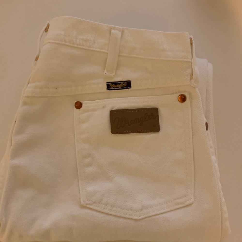 Wrangler High Waisted White Mom Jeans